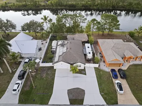 4682 SW Babylon Street Port St Lucie FL 34953