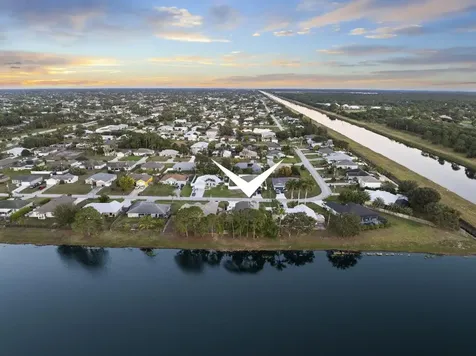 4682 SW Babylon Street Port St Lucie FL 34953