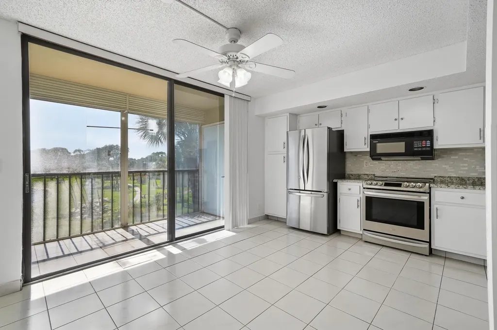 5130 Las Verdes Circle Delray Beach FL 33484