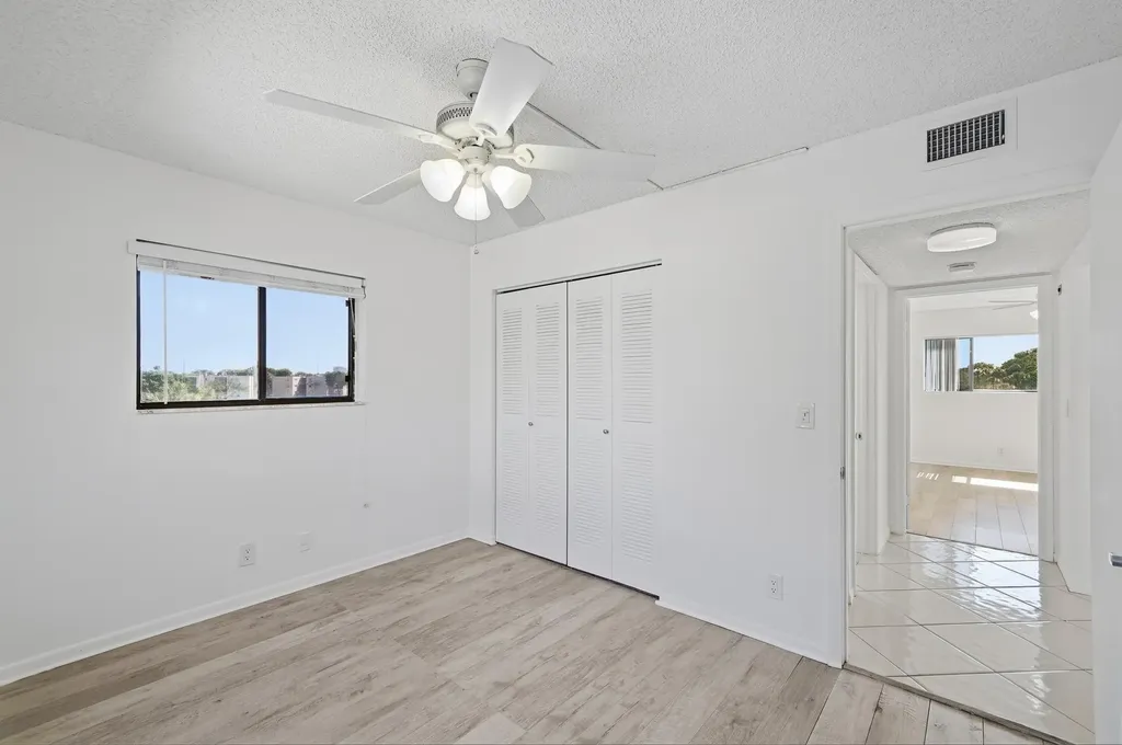 5130 Las Verdes Circle Delray Beach FL 33484