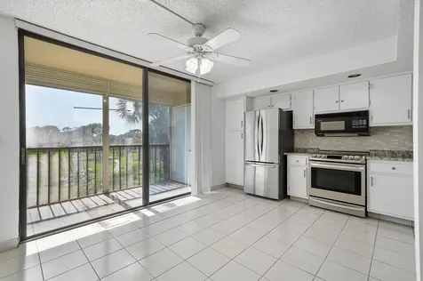 5130 Las Verdes Circle Delray Beach FL 33484