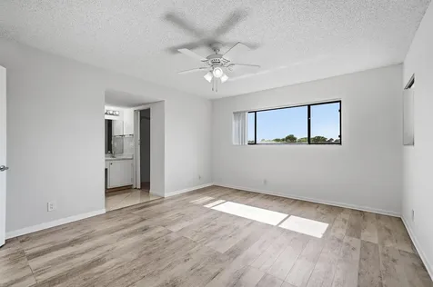 5130 Las Verdes Circle Delray Beach FL 33484