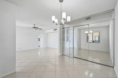 5130 Las Verdes Circle Delray Beach FL 33484