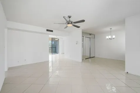 5130 Las Verdes Circle Delray Beach FL 33484