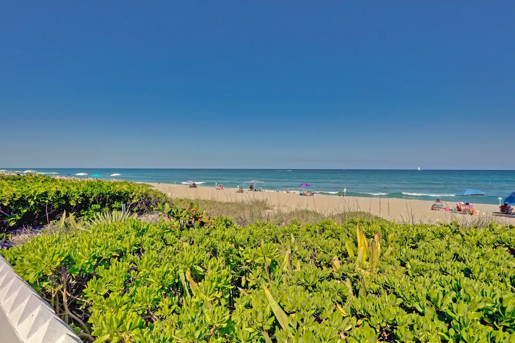 2850 S Ocean Boulevard Palm Beach FL 33480
