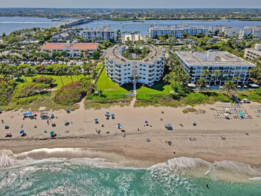 2850 S Ocean Boulevard Palm Beach FL 33480