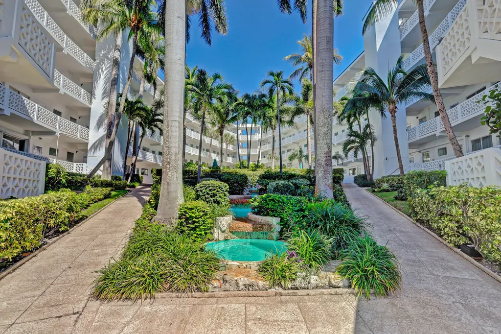 2850 S Ocean Boulevard Palm Beach FL 33480