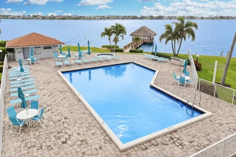 88 N Lakeshore Drive Hypoluxo FL 33462