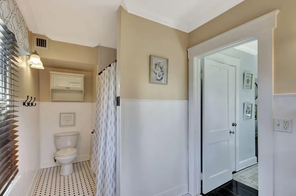 535 28th Street West Palm Beach FL 33407