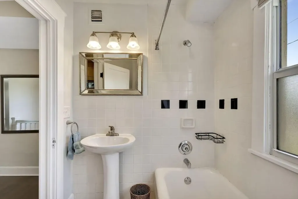 535 28th Street West Palm Beach FL 33407