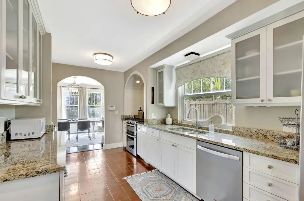 535 28th Street West Palm Beach FL 33407