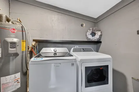 698 NE 36th Street Oakland Park FL 33334