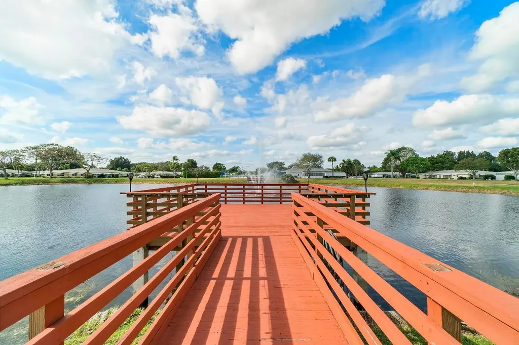 212 High Point Terrace W Delray Beach FL 33445