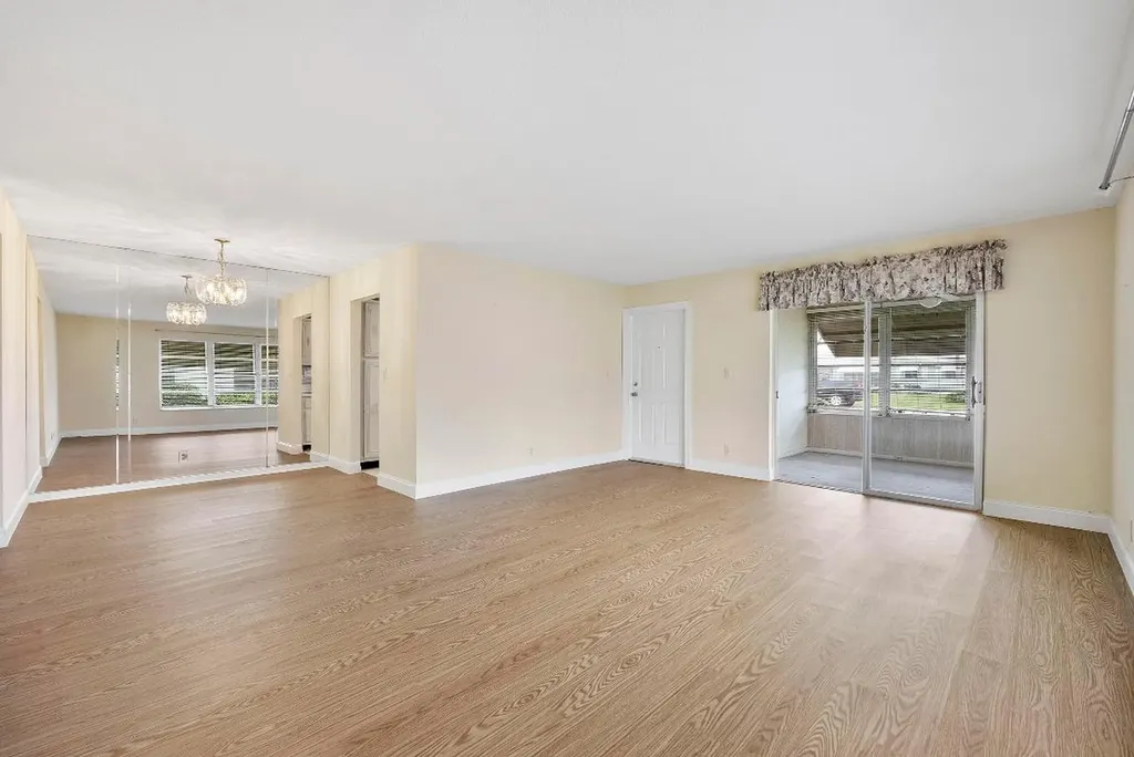 212 High Point Terrace W Delray Beach FL 33445