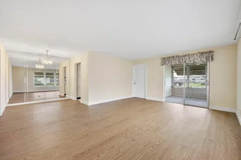 212 High Point Terrace W Delray Beach FL 33445
