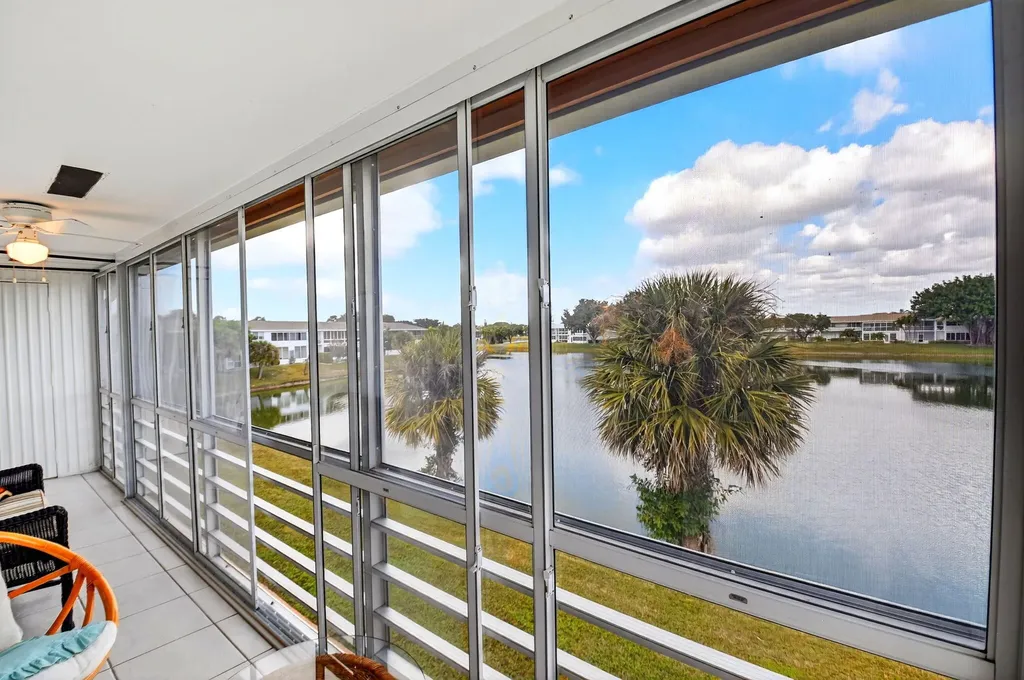 209 Somerset K West Palm Beach FL 33417