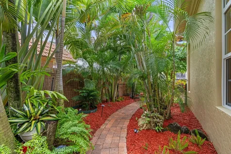 7348 E Country Club Boulevard Boca Raton FL 33487