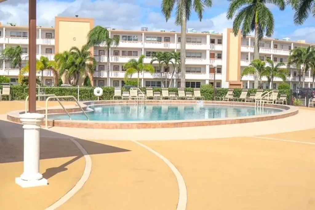1011 Cornwall A Boca Raton FL 33434