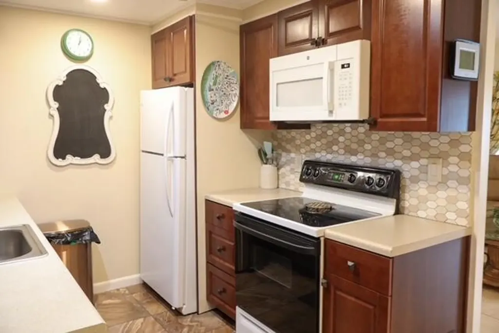 1011 Cornwall A Boca Raton FL 33434