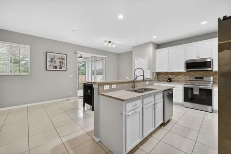 5806 NW Breezy Brook Court Port St Lucie FL 34986
