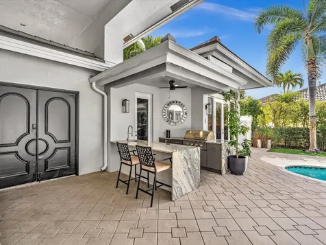 6485 NW 32nd Way Boca Raton FL 33496
