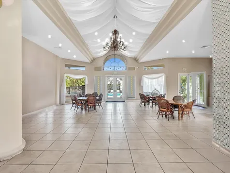 6485 NW 32nd Way Boca Raton FL 33496