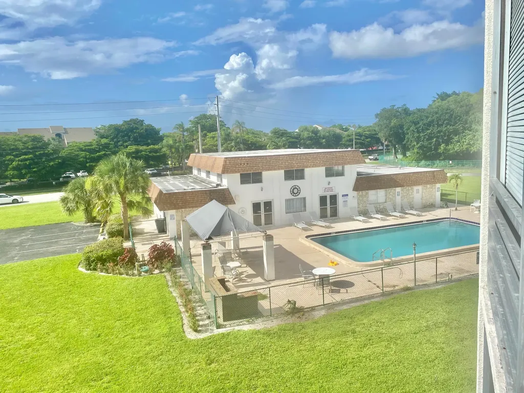 6289 Lear Drive Lake Worth FL 33462