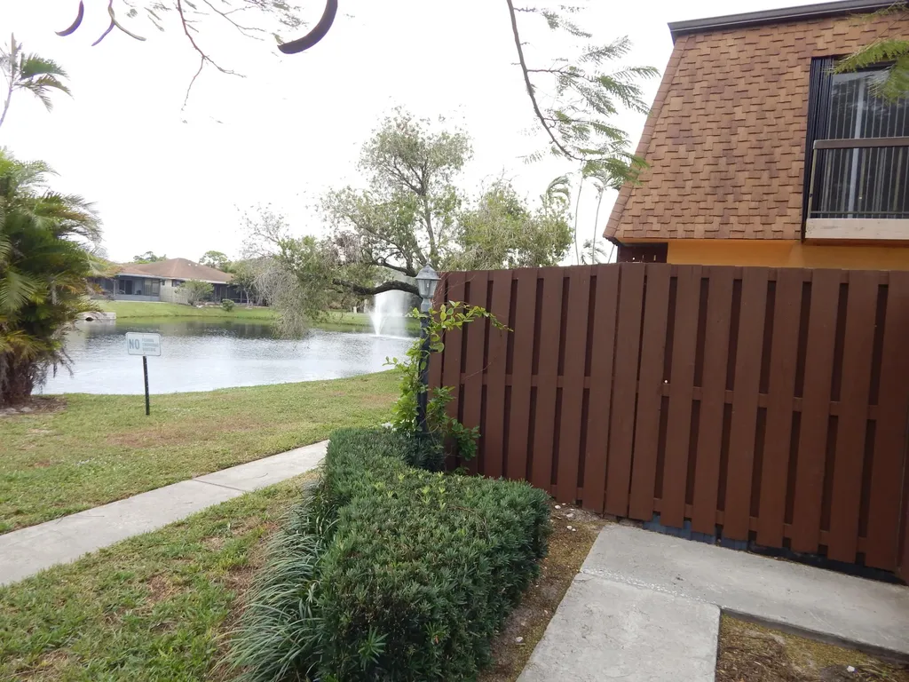 110 N Delaware Boulevard Jupiter FL 33458
