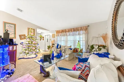 2531 Doral Way Riviera Beach FL 33407