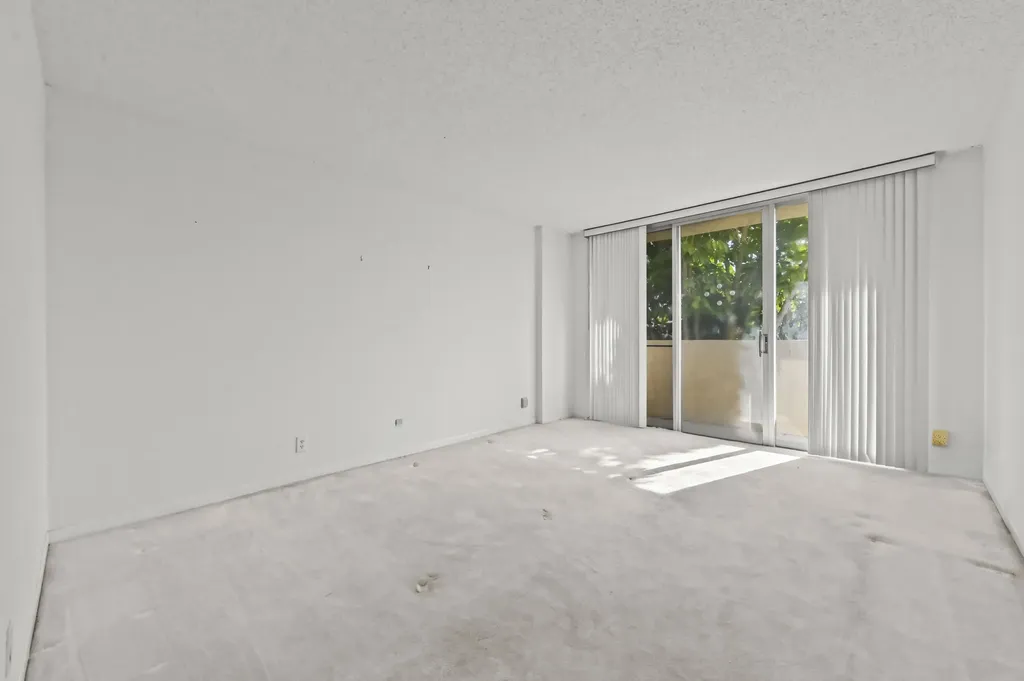 3581 S Ocean Boulevard South Palm Beach FL 33480