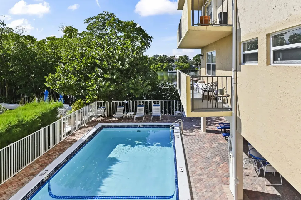 3581 S Ocean Boulevard South Palm Beach FL 33480