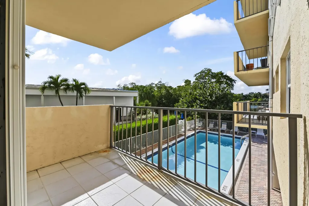 3581 S Ocean Boulevard South Palm Beach FL 33480