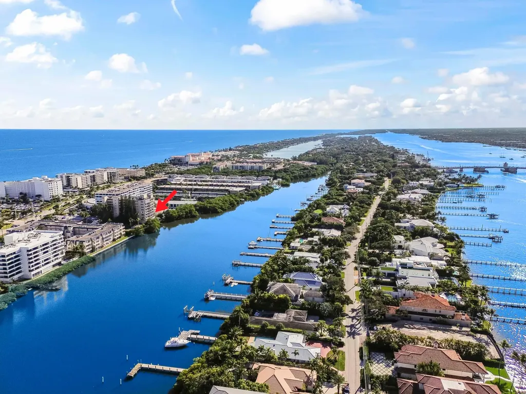 3581 S Ocean Boulevard South Palm Beach FL 33480
