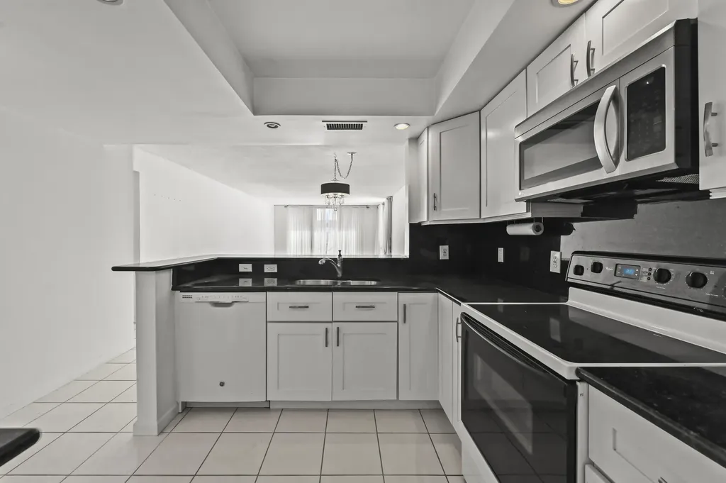 3581 S Ocean Boulevard South Palm Beach FL 33480