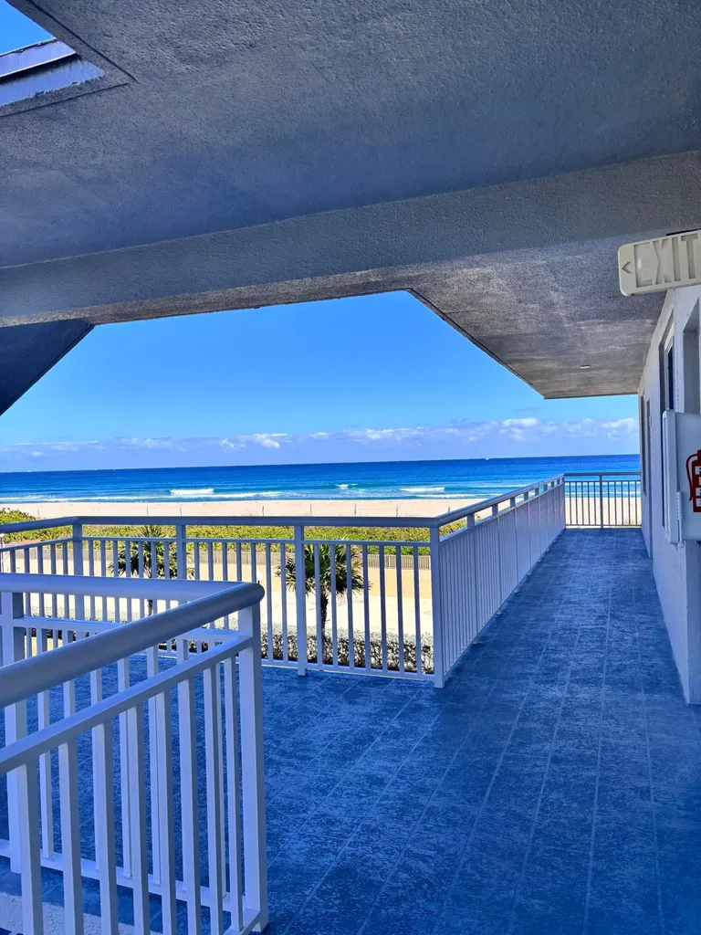 2565 S Ocean Boulevard Palm Beach FL 33480
