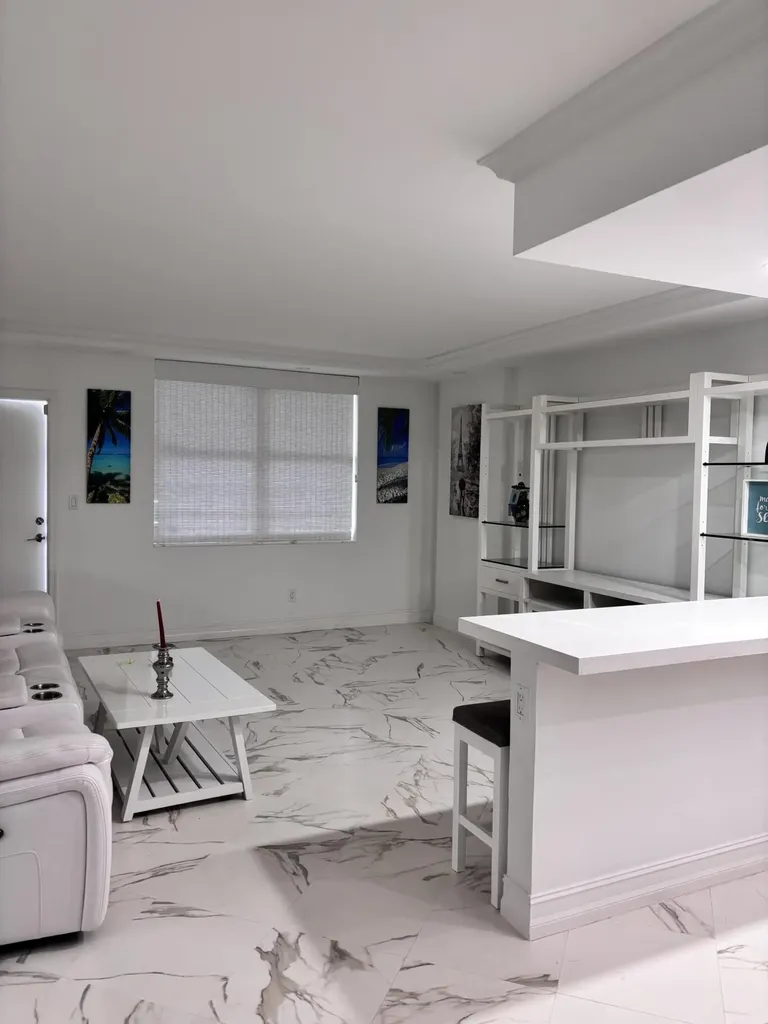2565 S Ocean Boulevard Palm Beach FL 33480