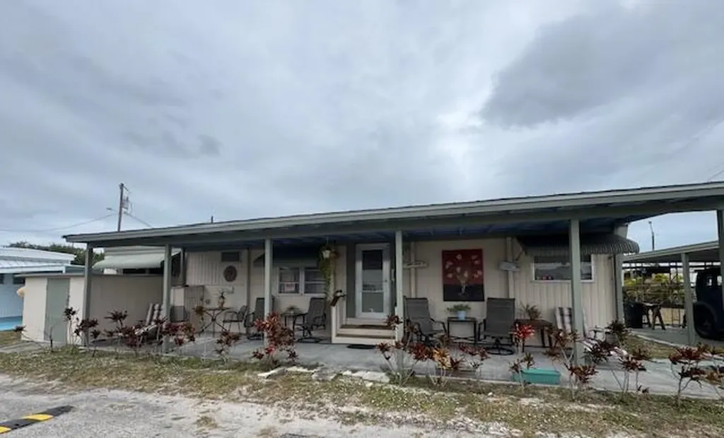 2023 St Lucie Boulevard Fort Pierce FL 34946