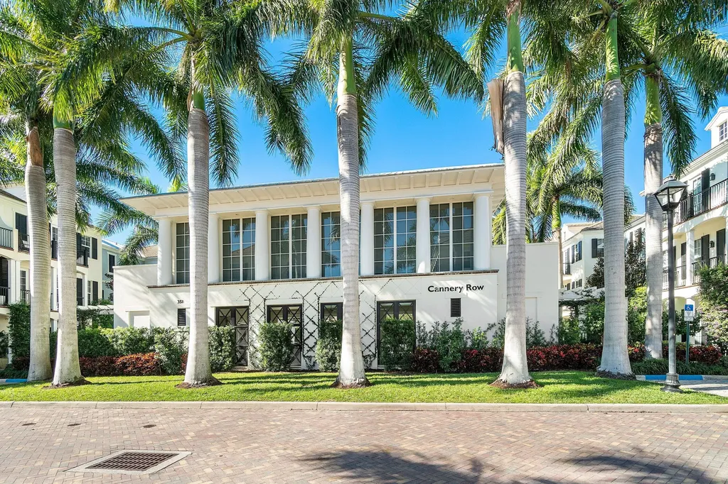 343 E Cannery Row Circle Delray Beach FL 33444