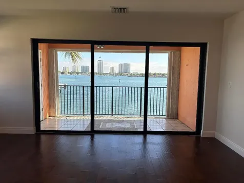 360 Wilma Circle Riviera Beach FL 33404