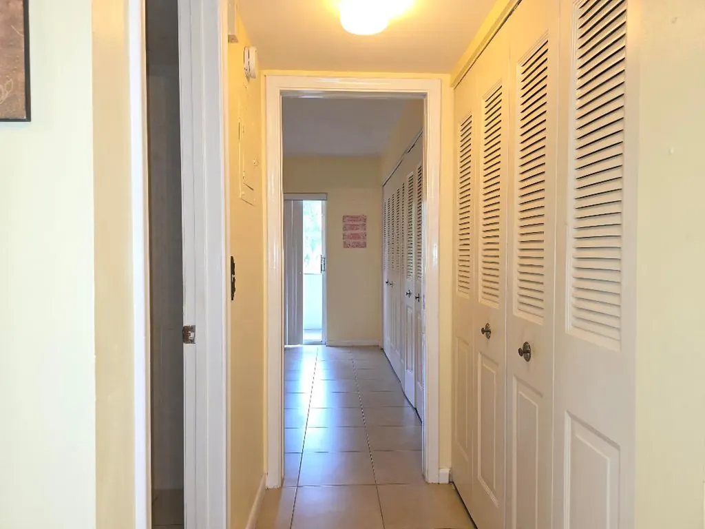 204 Kent L West Palm Beach FL 33417