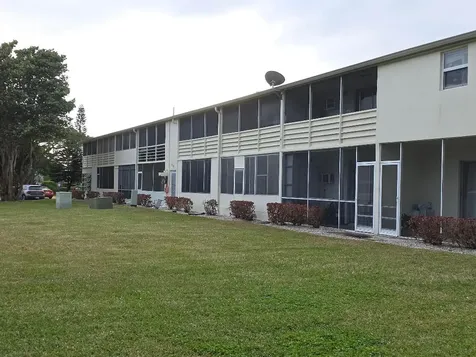 204 Kent L West Palm Beach FL 33417