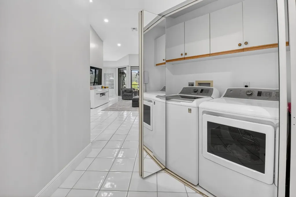 5374 Venetia Court Boynton Beach FL 33437