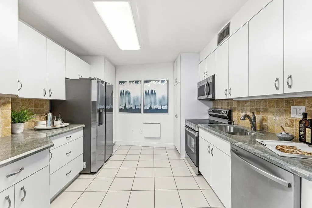 44 Cocoanut Row Palm Beach FL 33480