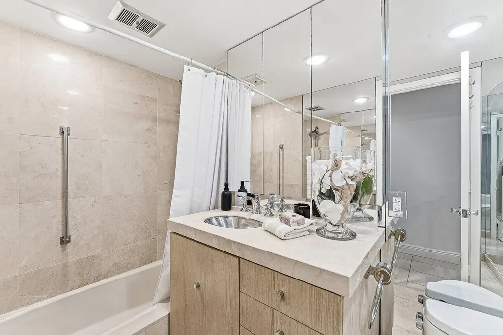44 Cocoanut Row Palm Beach FL 33480