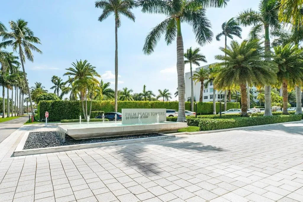 44 Cocoanut Row Palm Beach FL 33480
