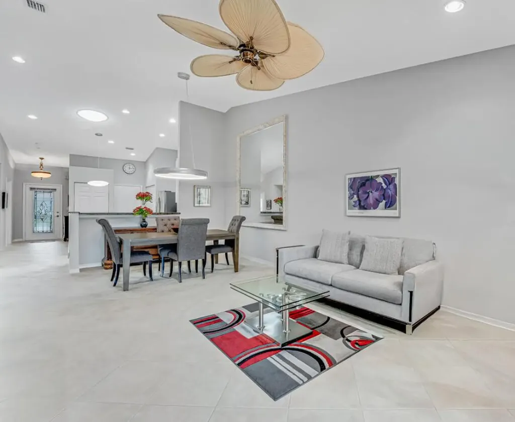 8590 Logia Circle Boynton Beach FL 33472