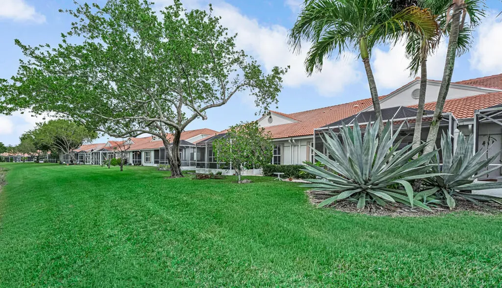 8590 Logia Circle Boynton Beach FL 33472