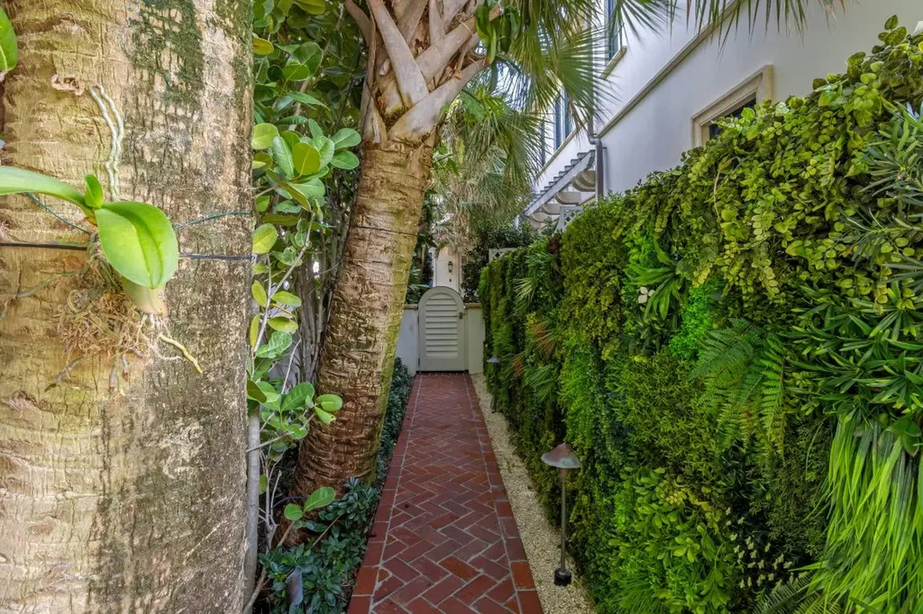 456 S Ocean Boulevard Palm Beach FL 33480