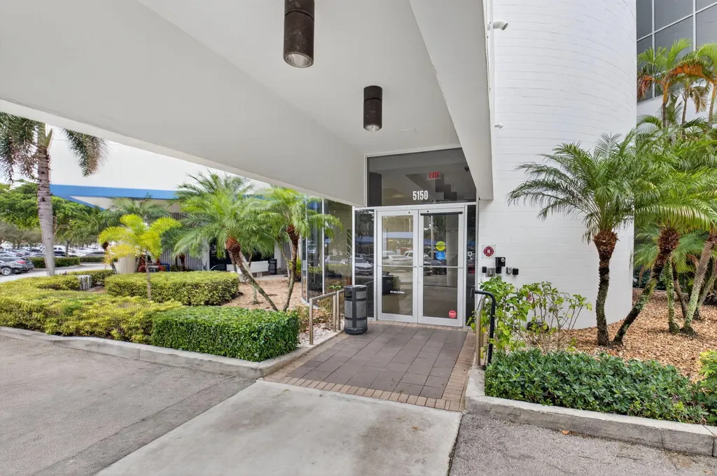 5150 Linton Boulevard Delray Beach FL 33484