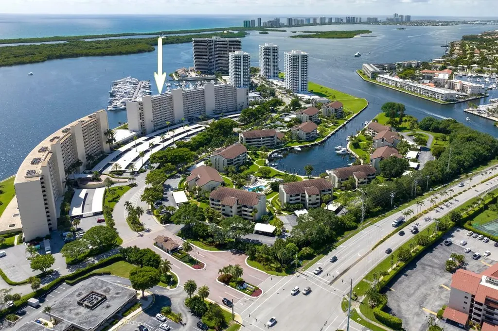 126 Lakeshore Drive North Palm Beach FL 33408